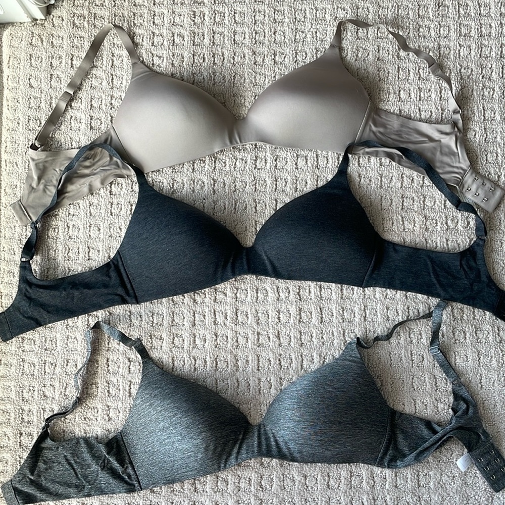 Uniqlo wireless bra